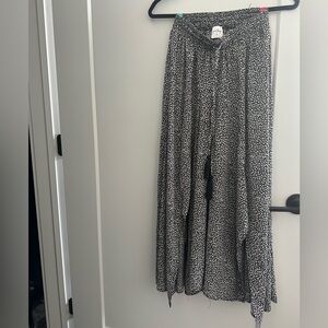 PRINCESS POLLY MAXI SKIRT !!!